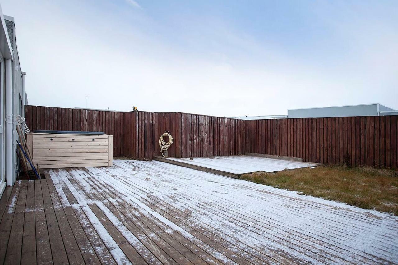 Cozy 3 Bedroom House Near The Blue Lagoon Njarthvik 外观 照片